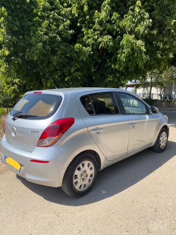 יונדאי i20