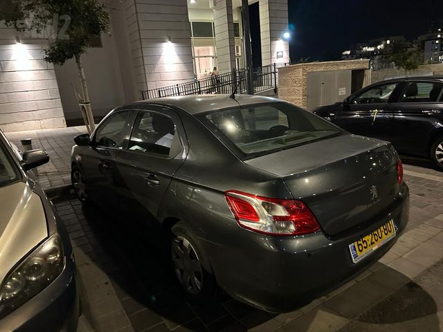 פיג'ו 301