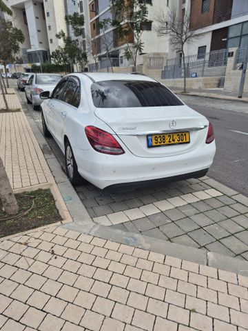 מרצדס-בנץ C-class