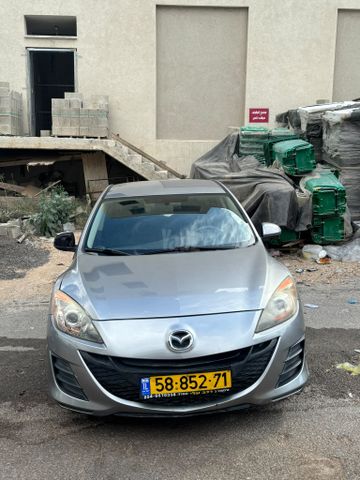 מאזדה 3