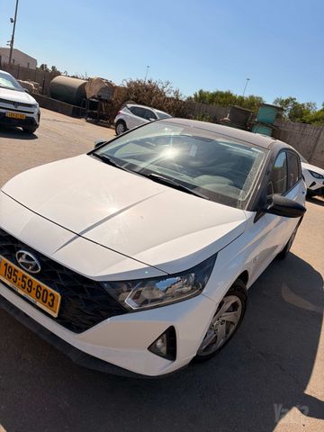 יונדאי i20