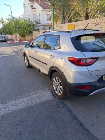 קיה סטוניק