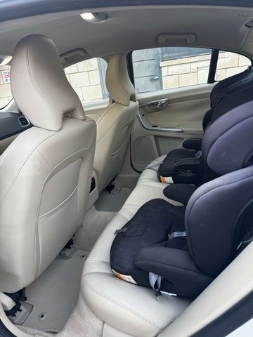 וולוו S60