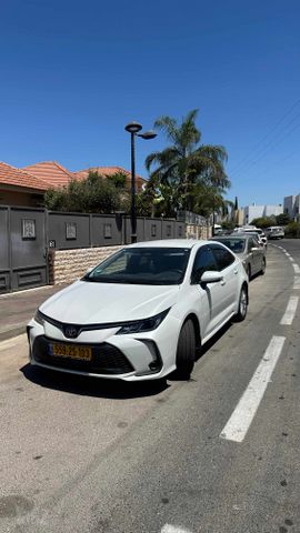 טויוטה קורולה