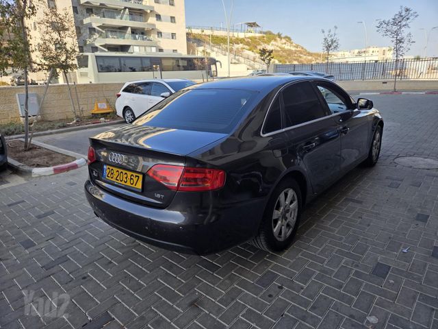 אאודי A4