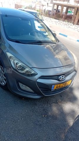 יונדאי i30