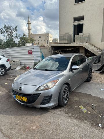 מאזדה 3