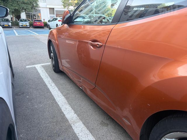 יונדאי ולוסטר