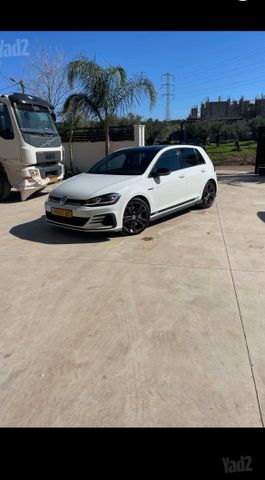 פולקסווגן גולף