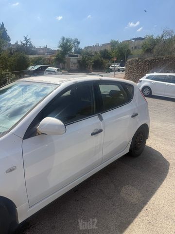 יונדאי i30