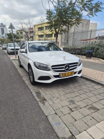 מודעת רכב מרצדס-בנץ C-class