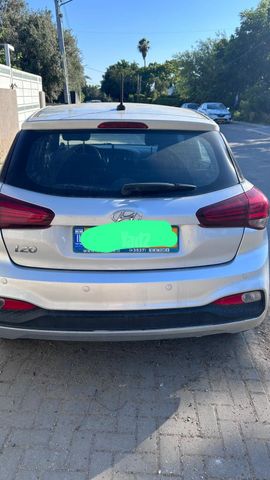 יונדאי i20
