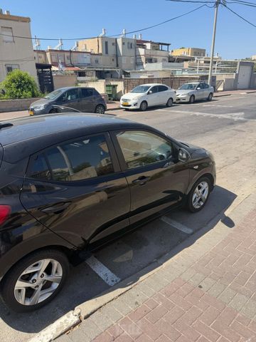 יונדאי i10