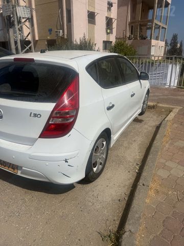 יונדאי i30