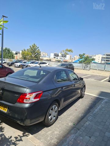 מודעת רכב פיג'ו 301