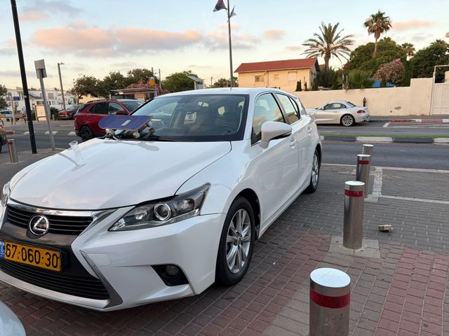 לקסוס CT