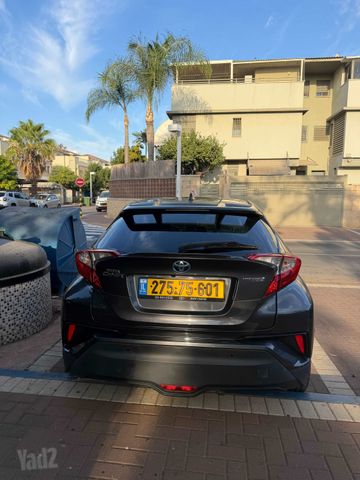 טויוטה C-HR