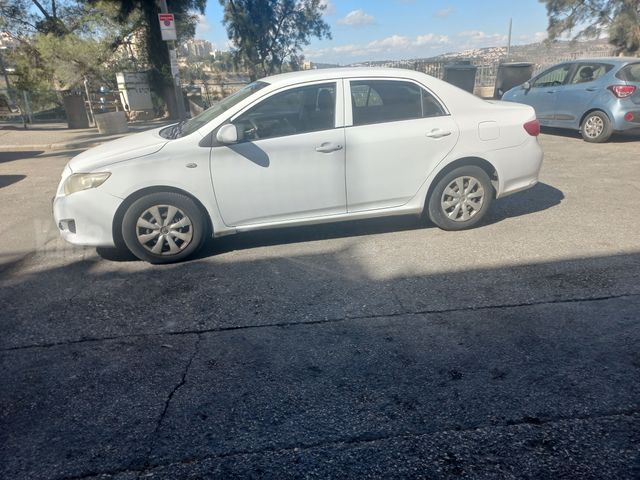 מודעת רכב טויוטה קורולה