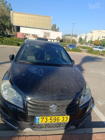 סוזוקי קרוסאובר