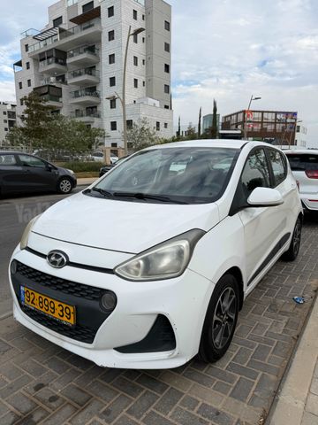 יונדאי i10