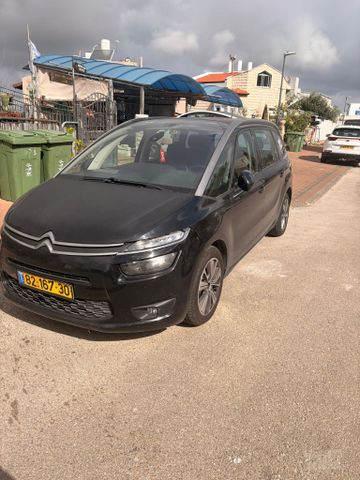 מודעת רכב סיטרואן C4 פיקאסו