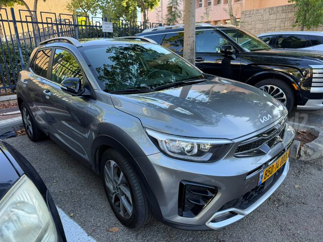 מודעת רכב קיה סטוניק