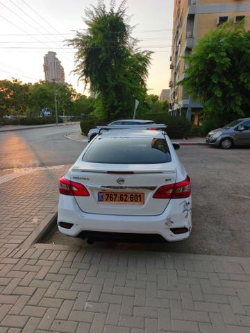 ניסאן סנטרה