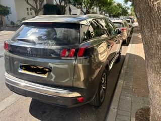 פיג'ו 3008