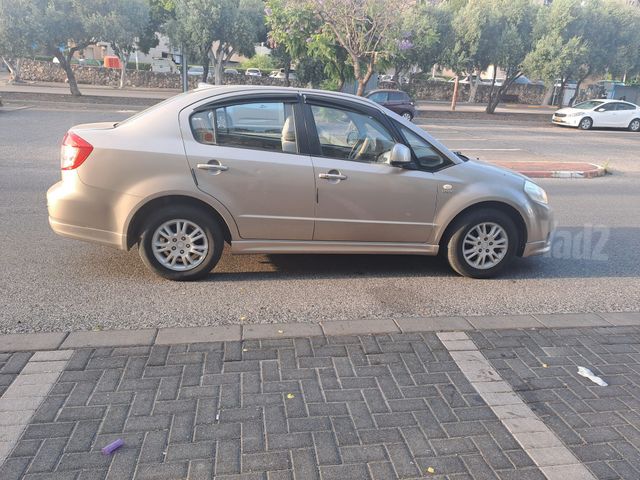 סוזוקי SX4
