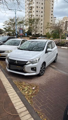 מיצובישי ספייס סטאר