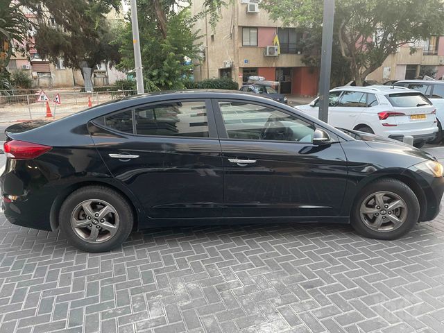 יונדאי אלנטרה