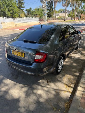 סקודה ראפיד