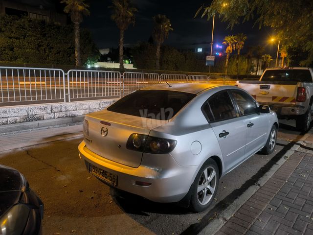 מאזדה 3