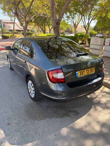 סקודה ראפיד