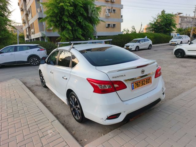 ניסאן סנטרה