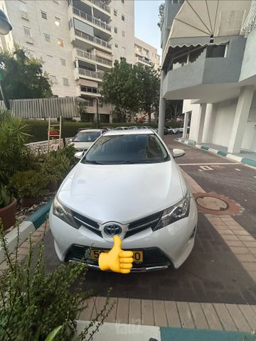 טויוטה אוריס