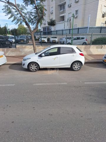 מאזדה 2