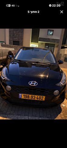 יונדאי i10