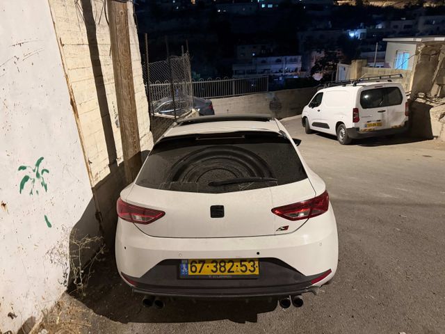 סיאט לאון