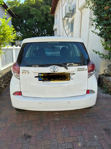 מודעת רכב טויוטה ורסו-S