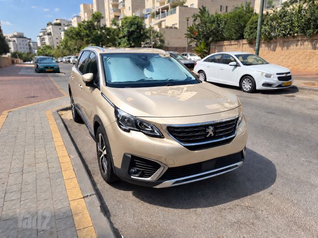 מודעת רכב פיג'ו 5008
