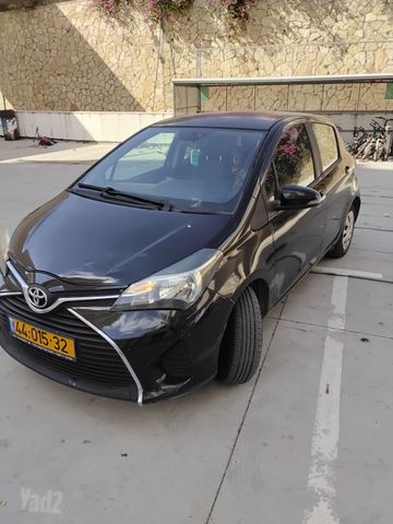 מודעת רכב טויוטה יאריס
