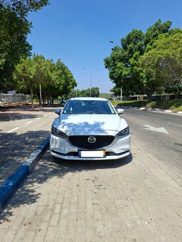 מודעת רכב מאזדה 6