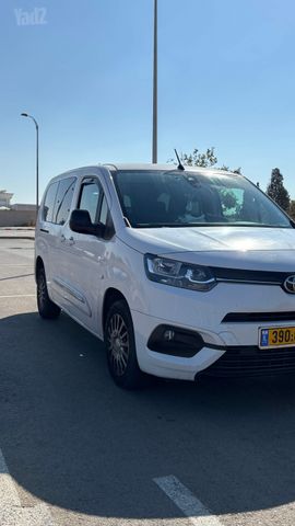 מודעת רכב טויוטה פרואייס סיטי