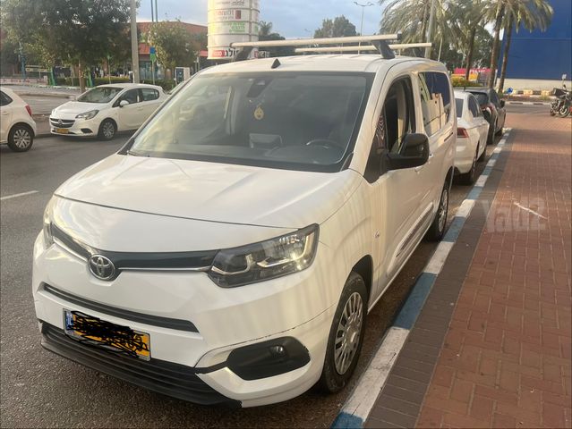 טויוטה פרואייס סיטי