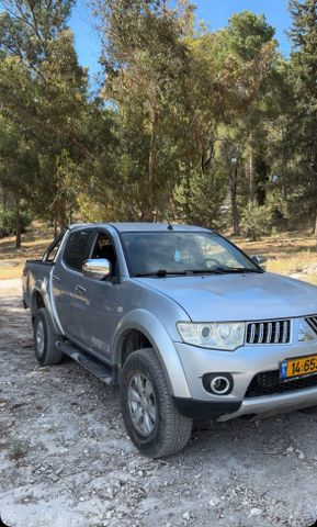 מיצובישי טרייטון / L200