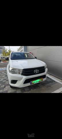 מודעת רכב טויוטה היילקס