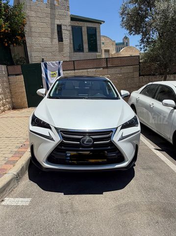 לקסוס NX
