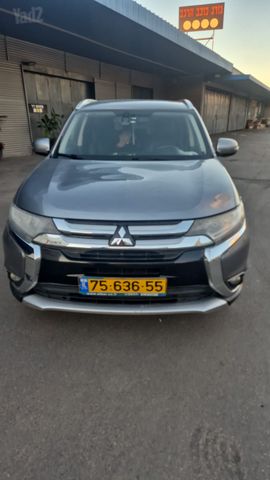 מיצובישי אאוטלנדר