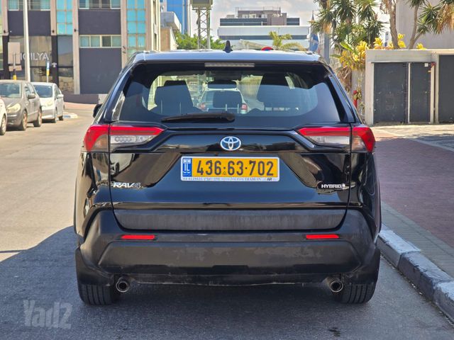 טויוטה RAV4